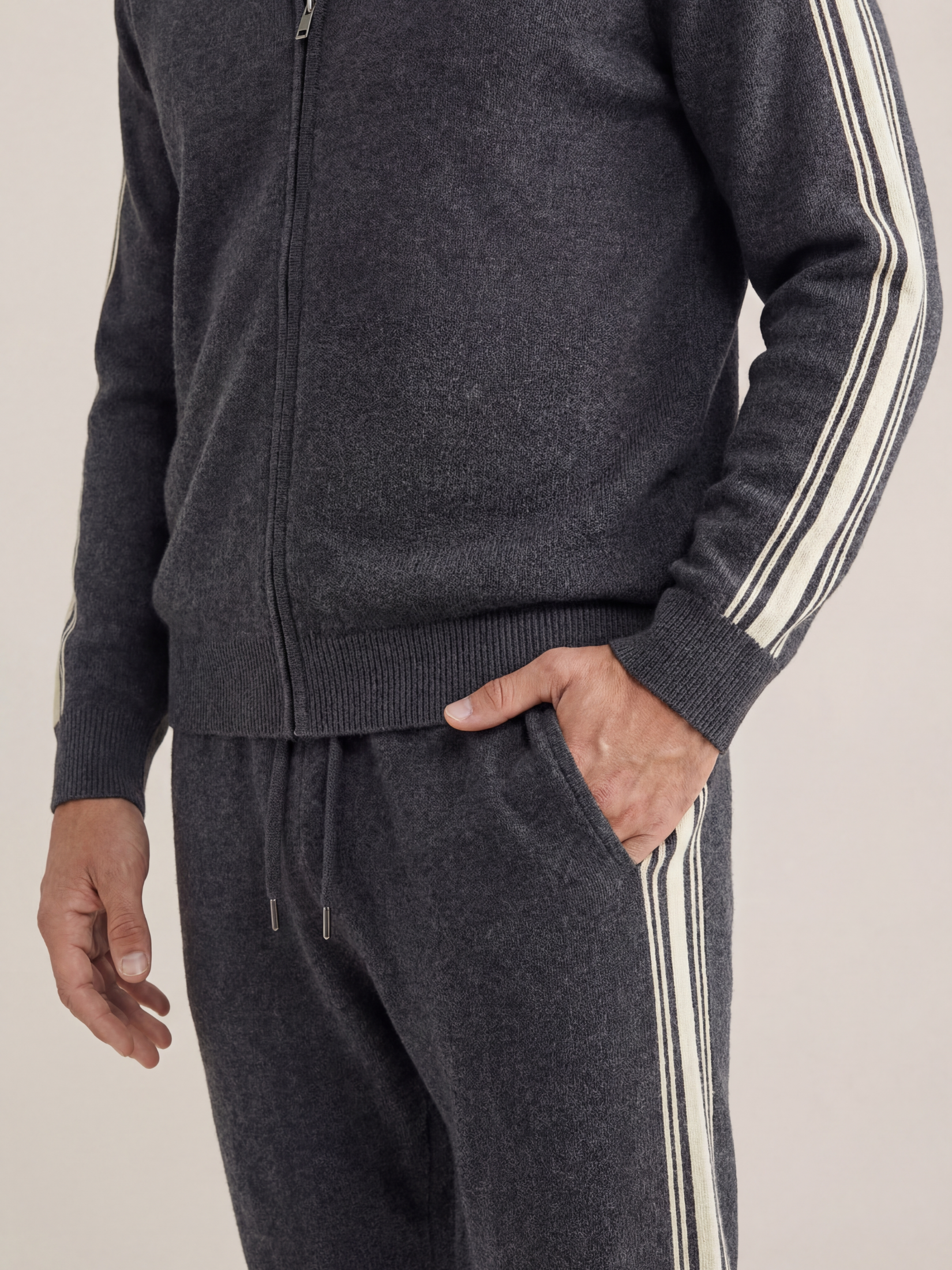 Sion Cashmere Tracksuit Dark Grey